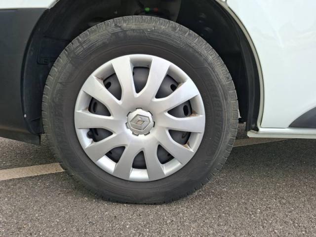 Renault Trafic image 9