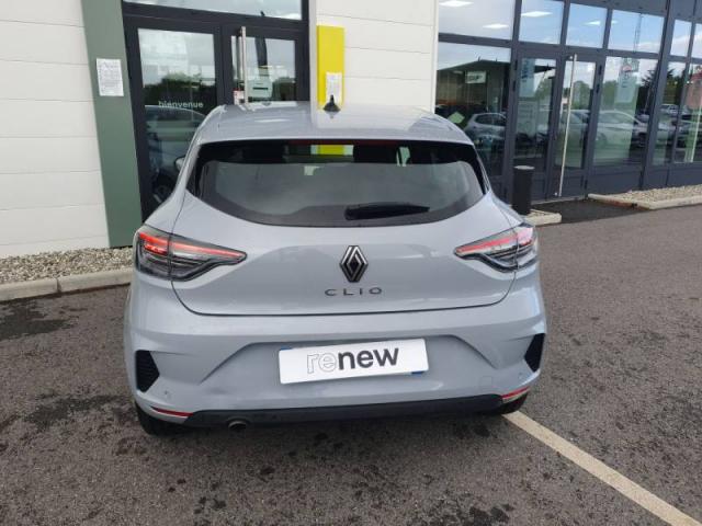 Renault Clio image 9