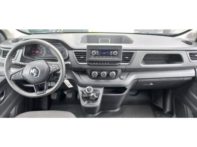 Renault Trafic image 9