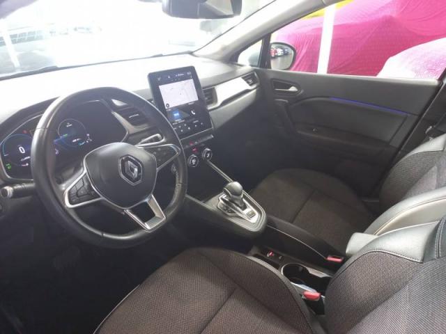 Renault Captur image 2