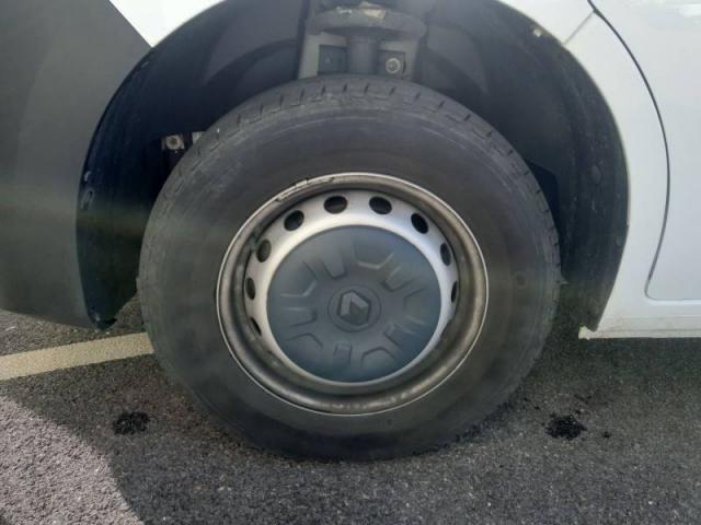 Renault Master image 8
