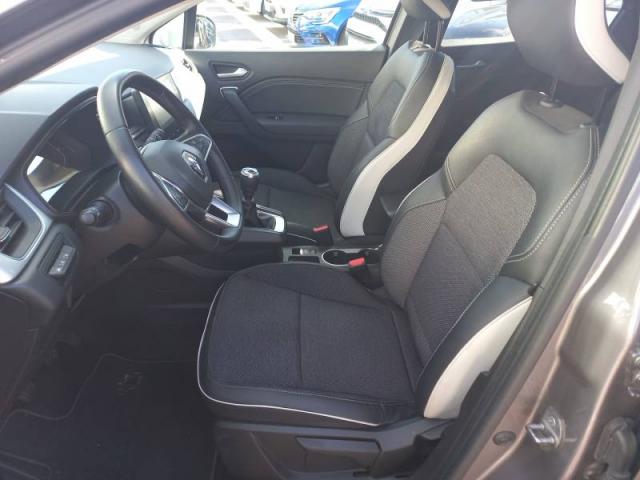 Renault Captur image 1