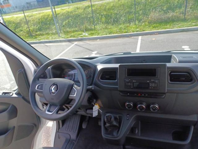 Renault Master image 7