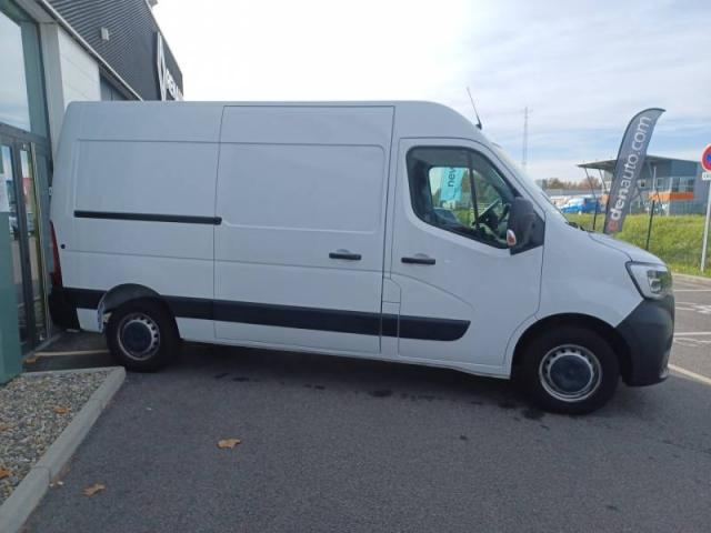 Renault Master image 9