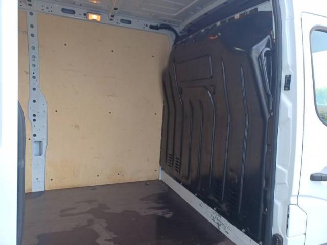 Renault Master image 6