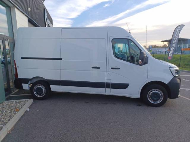Renault Master image 9