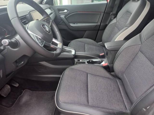 Renault Captur image 1