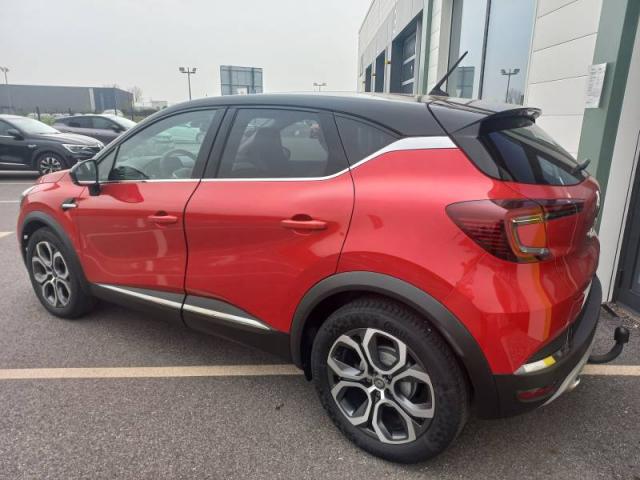 Renault Captur image 8