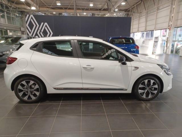 Renault Clio image 9