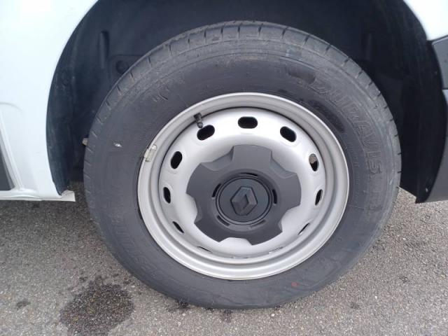 Renault Trafic image 3
