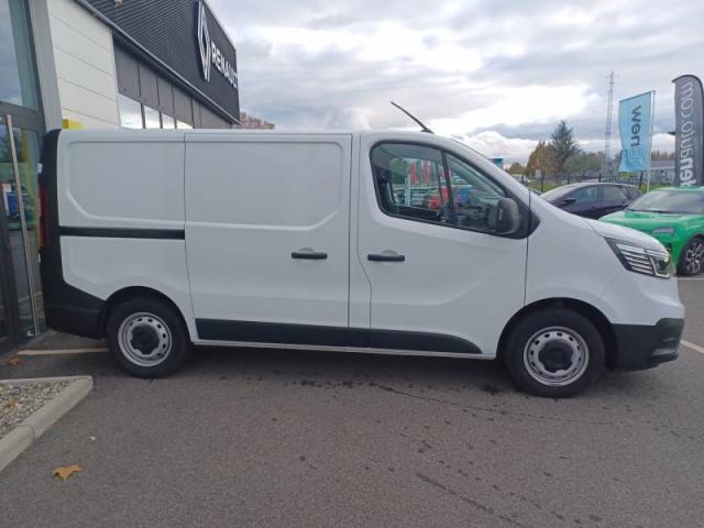 Renault Trafic image 4