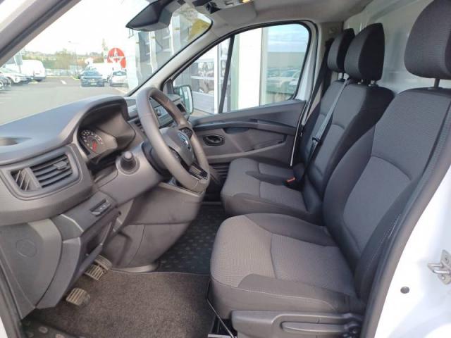 Renault Trafic image 4