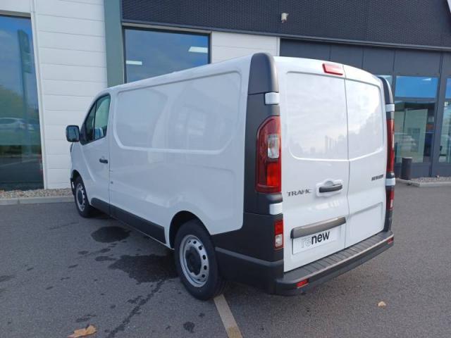Renault Trafic image 8