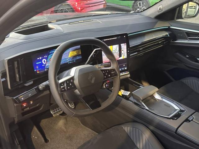 Renault Rafale image 9