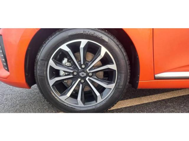 Renault Clio image 1