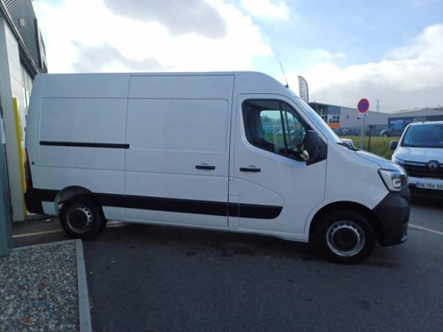 Renault Master image 2