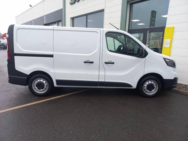 Renault Trafic image 8