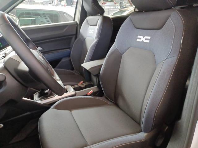 Dacia Duster image 2