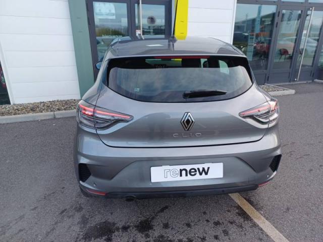 Renault Clio image 9