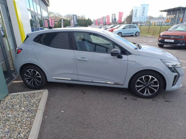 Renault Clio image 8