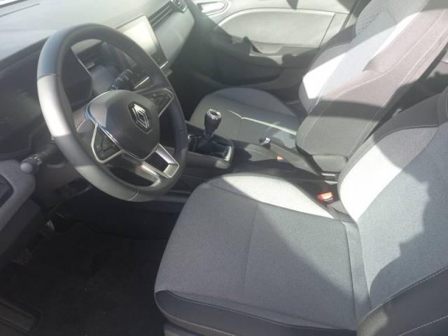 Renault Clio image 2