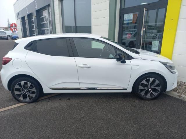 Renault Clio image 2