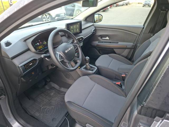 Dacia Jogger image 1