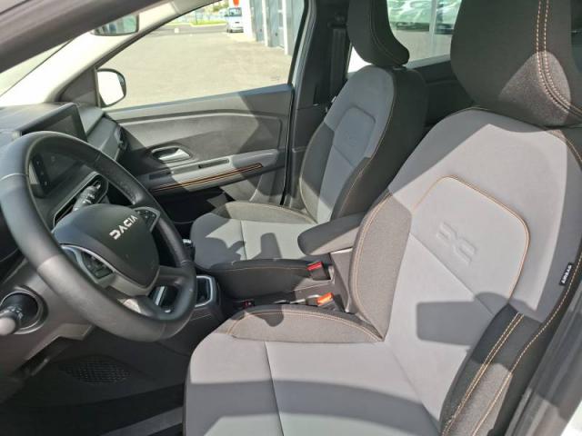 Dacia Sandero image 7