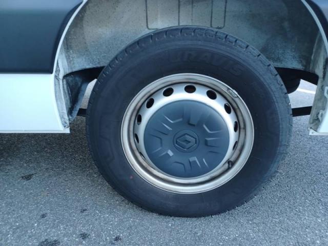 Renault Master image 8