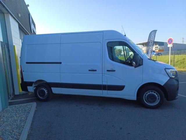 Renault Master image 1