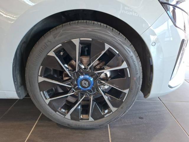 Renault Clio image 2