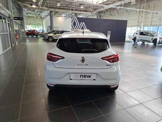 Renault Clio image 2