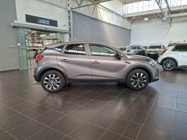 Renault Captur image 3