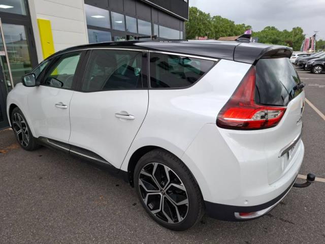 Renault Grand Scénic image 2