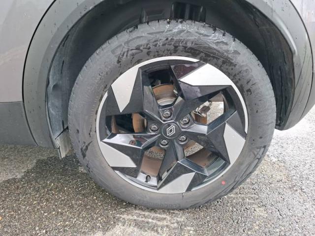 Renault Captur image 8