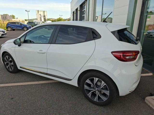 Renault Clio image 2