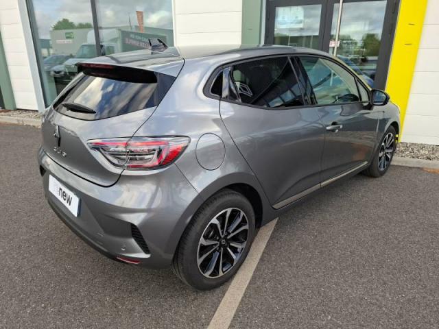 Renault Clio image 2