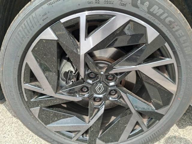 Renault Symbioz image 3