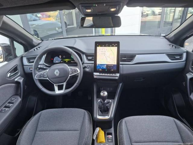 Renault Captur image 1