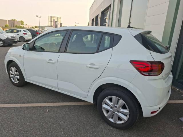 Dacia Sandero image 2