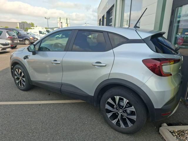 Renault Captur image 8