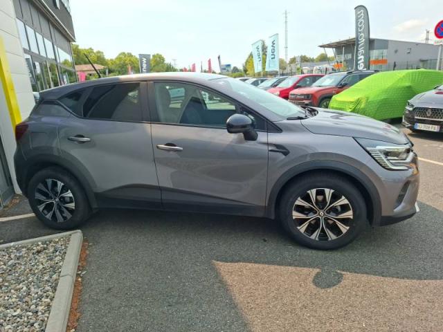 Renault Captur image 8