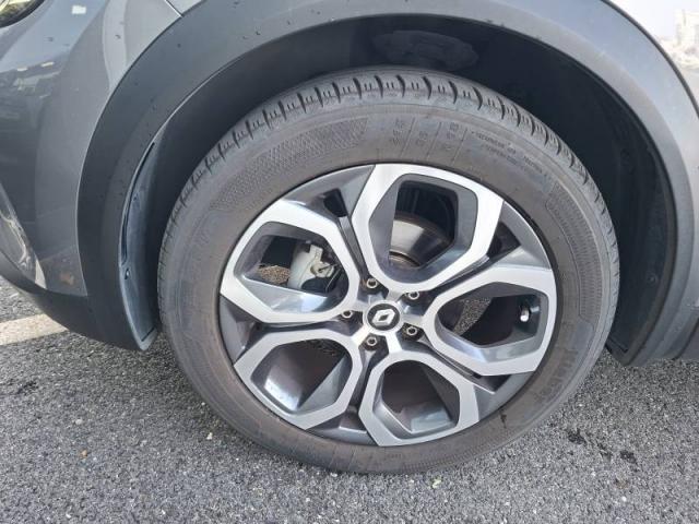 Renault Captur image 8