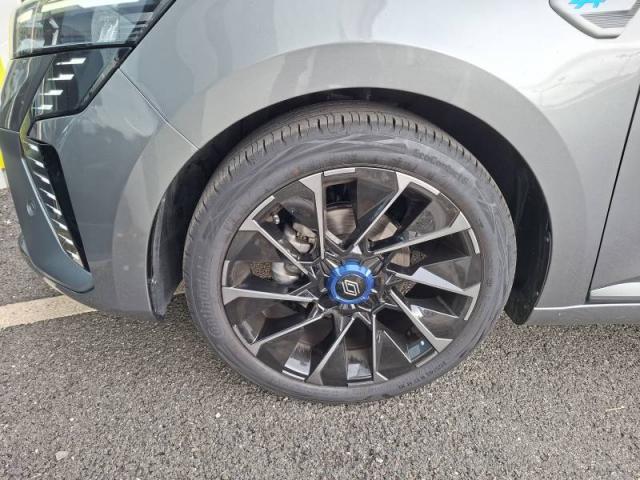 Renault Clio image 2