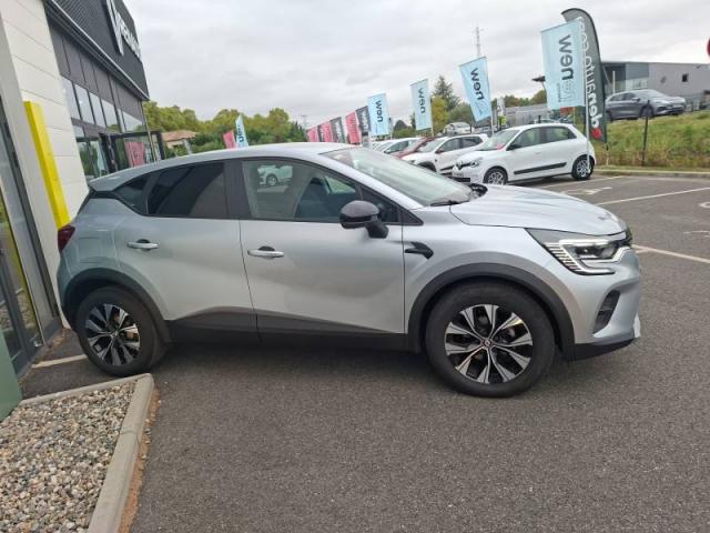 Renault Captur image 2