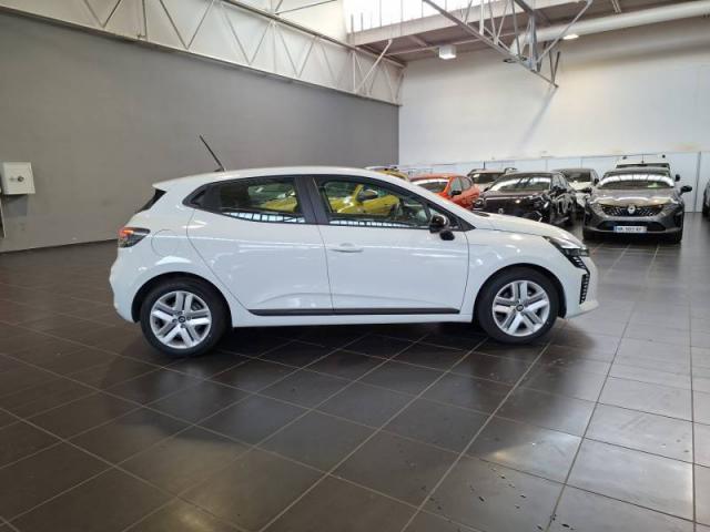 Renault Clio image 3