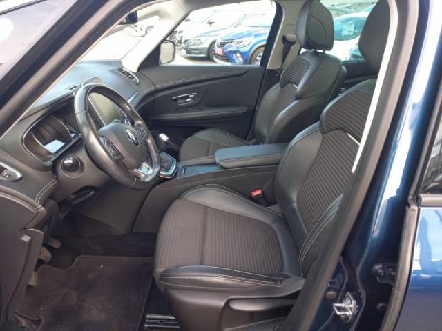Renault Grand Scénic image 8