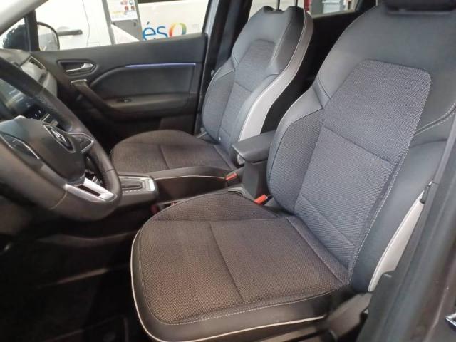 Renault Captur image 8