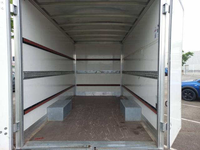 Renault Master image 1