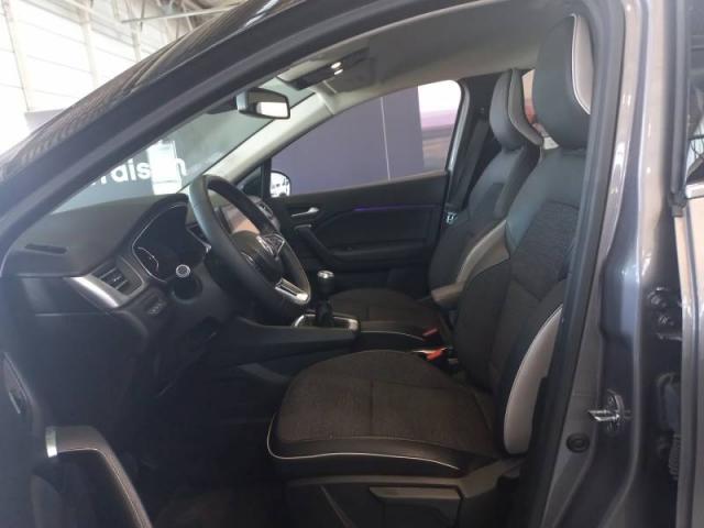 Renault Captur image 8